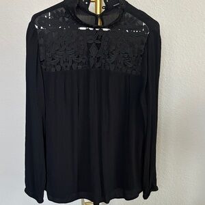 Who What Wear Black Lace Yoke Long Sleeve Blouse